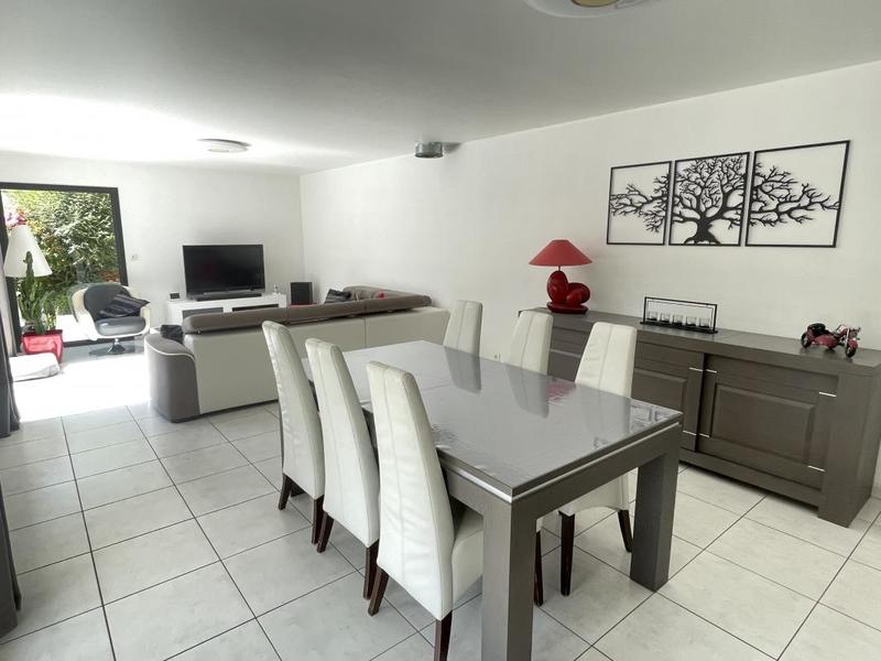 Maison - 162 m² - 6 pièces