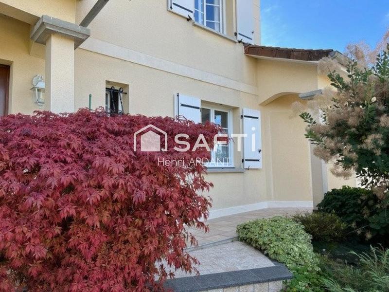 Maison - 240 m² - 7 pièces