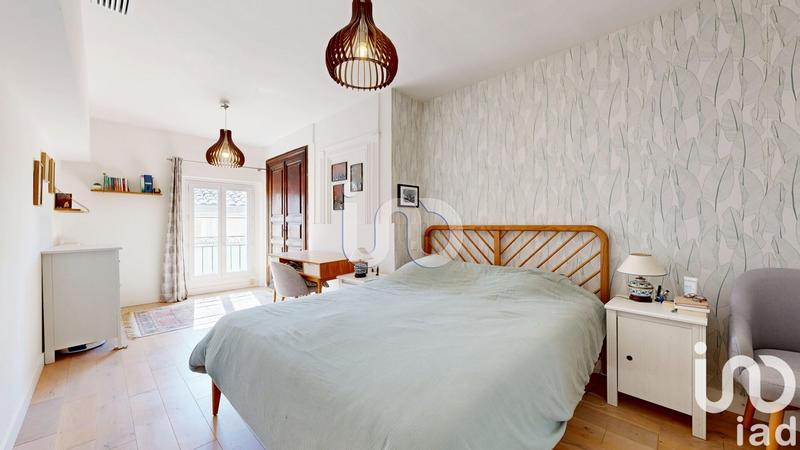 Appartement - 111 m² - 4 pièces