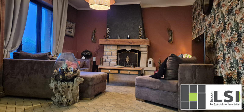 Maison - 140 m² - 6 pièces