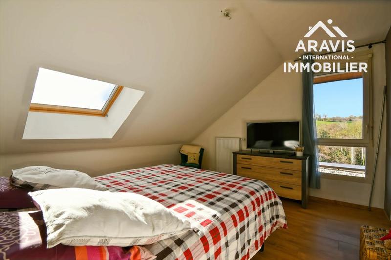 Duplex - 98 m² - 4 pièces