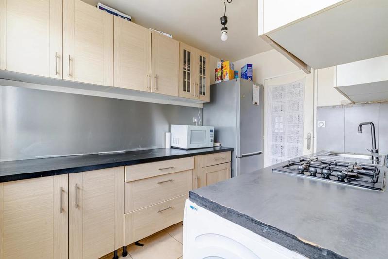 Appartement - 80 m² - 4 pièces