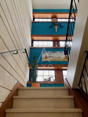 Maison - 244 m² - 7 pièces