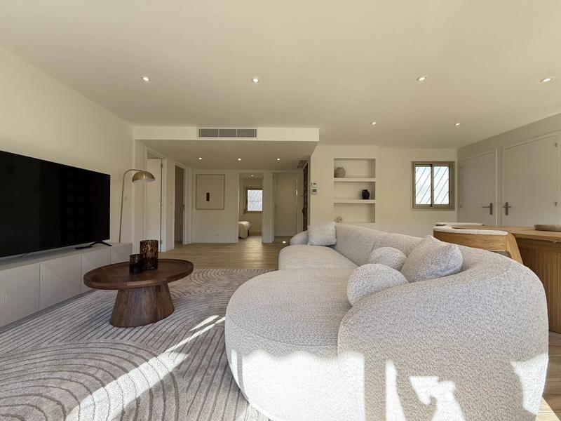 Appartement - 95 m² - 4 pièces