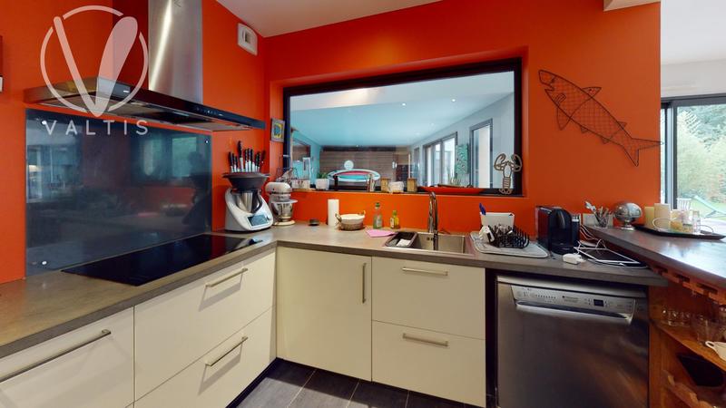 Maison contemporaine - 174 m² - 6 pièces