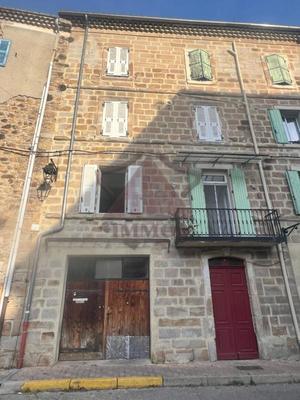 Immeuble - 225 m² - 9 pièces