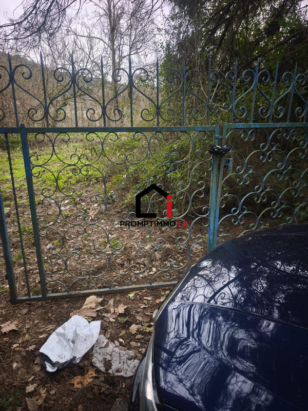 Terrain de loisirs - 2 110 m²