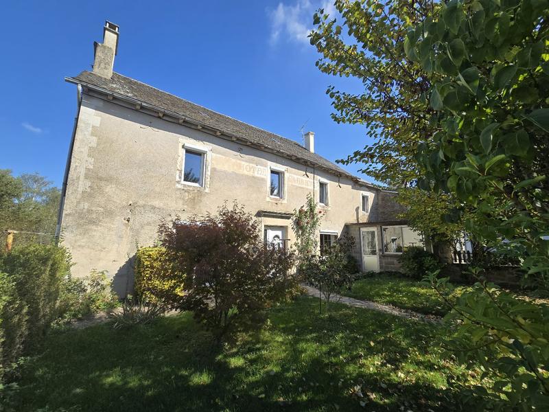 Maison - 202 m² - 7 pièces