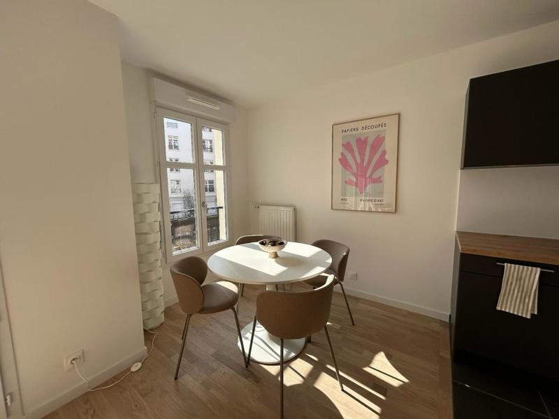 Appartement - 65 m² - 3 pièces