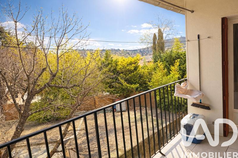 Appartement - 88 m² - 4 pièces