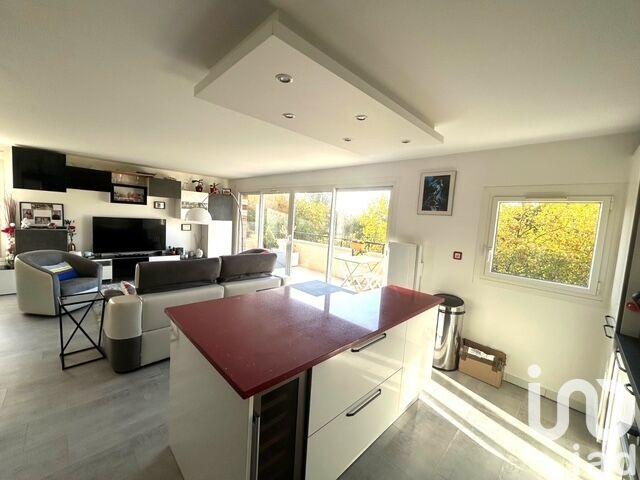 Appartement - 79 m² - 3 pièces