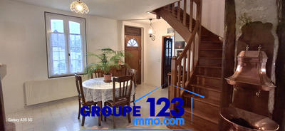 Maison - 176 m² - 7 pièces