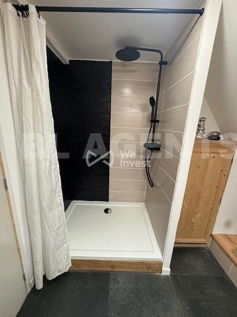 Maison - 205 m² - 6 pièces