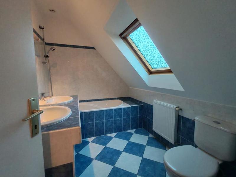 Maison - 64 m² - 4 pièces