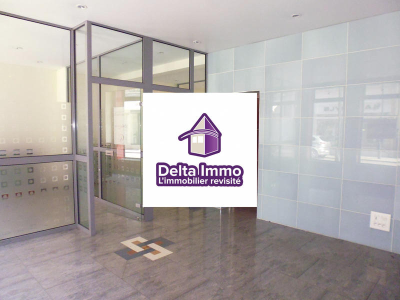 Local commercial - 128 m²