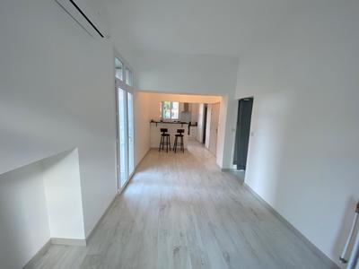 Appartement - 89 m² - 4 pièces