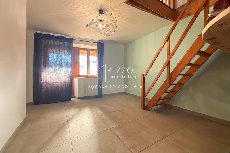 Maison - 166 m² - 7 pièces