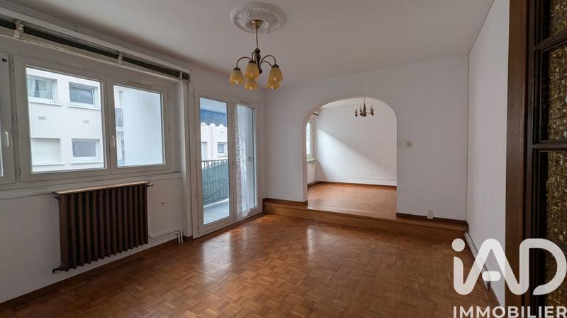 Appartement - 80 m² - 4 pièces