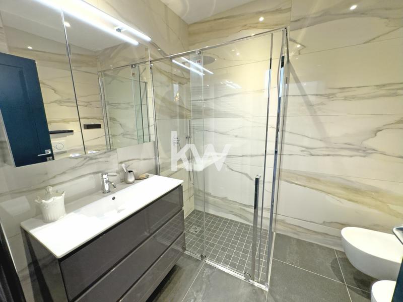 Appartement - 79 m² - 3 pièces