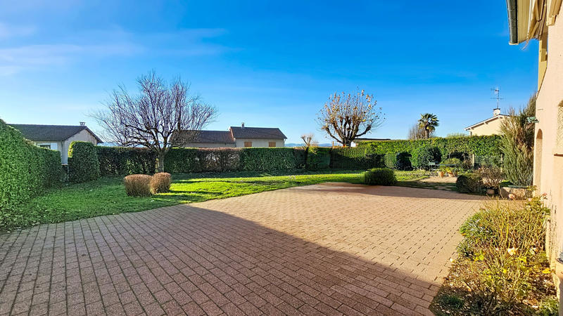 Maison - 135 m² - 6 pièces