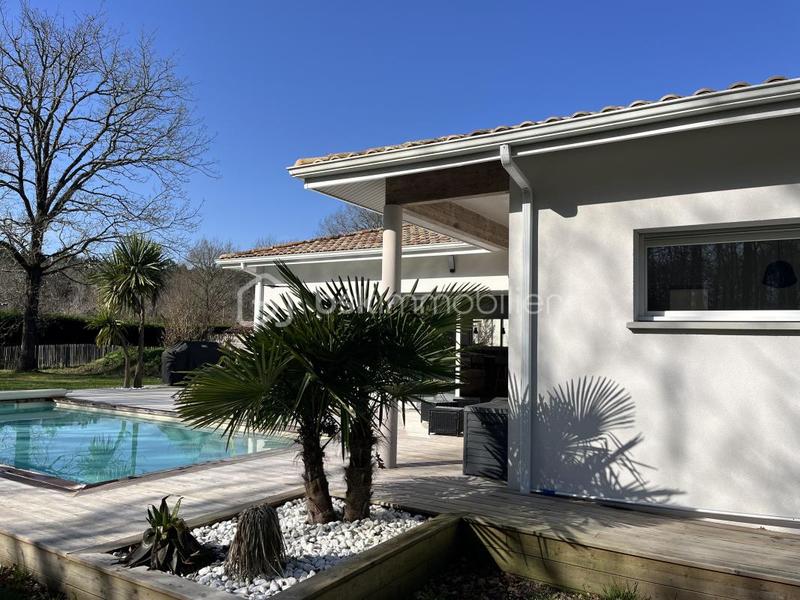 Maison - 130 m² - 4 pièces