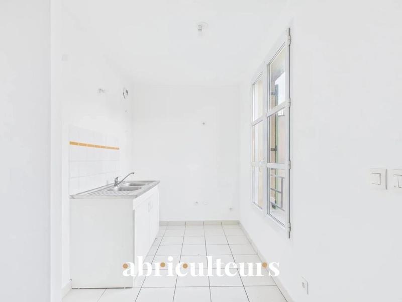 Appartement ancien - 62 m² - 3 pièces