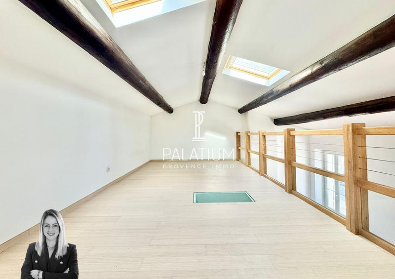 Maison - 140 m² - 4 pièces