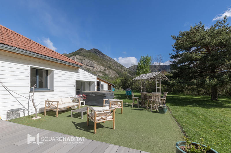 Maison - 170 m² - 7 pièces