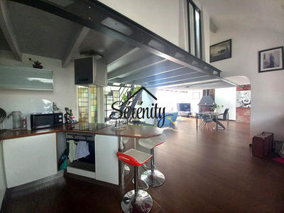 Appartement - 111 m² - 5 pièces