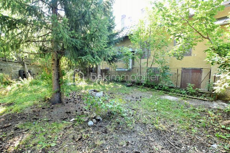 Appartement - 242 m² - 7 pièces