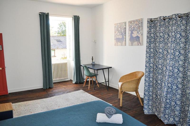 Maison en pierre - 247 m² - 10 pièces