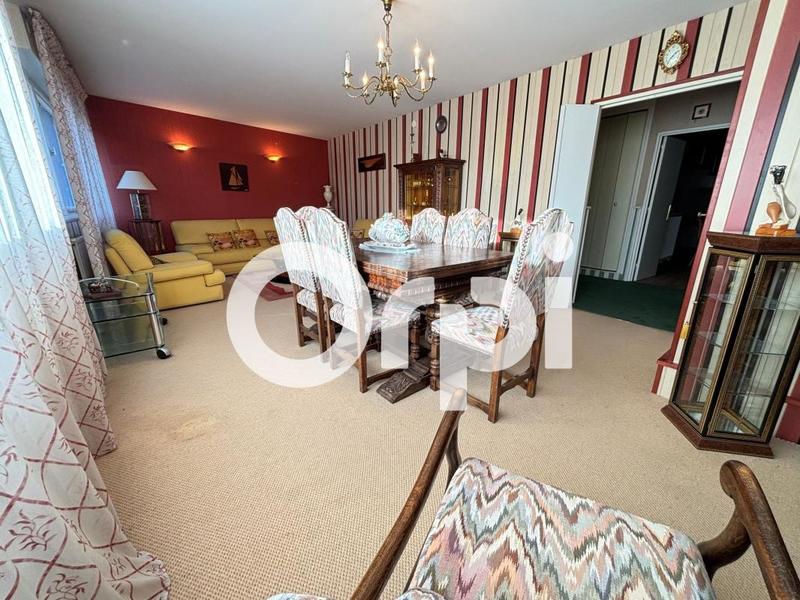 Appartement - 80 m² - 3 pièces