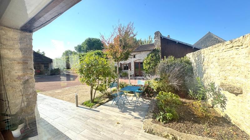 Propriété - 230 m² - 7 pièces