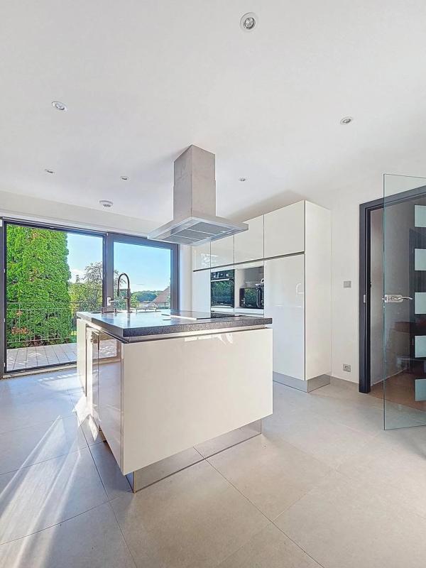 Maison - 167 m² - 7 pièces