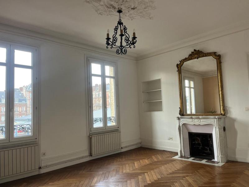 Appartement - 90 m² - 4 pièces