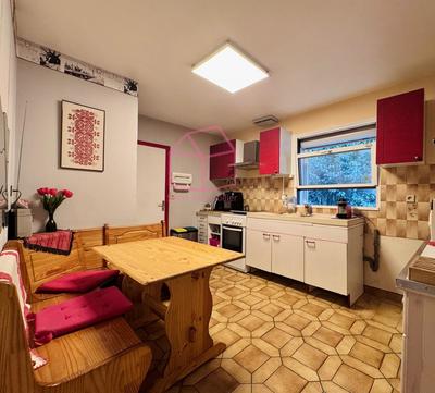 Maison - 140 m² - 7 pièces