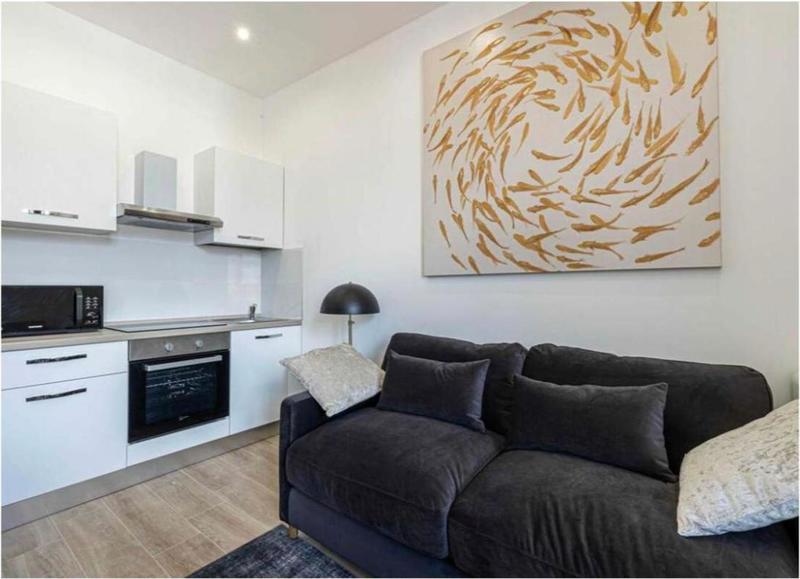 Immeuble - 275 m² - 17 pièces