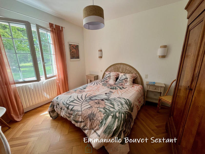 Maison - 187 m² - 7 pièces