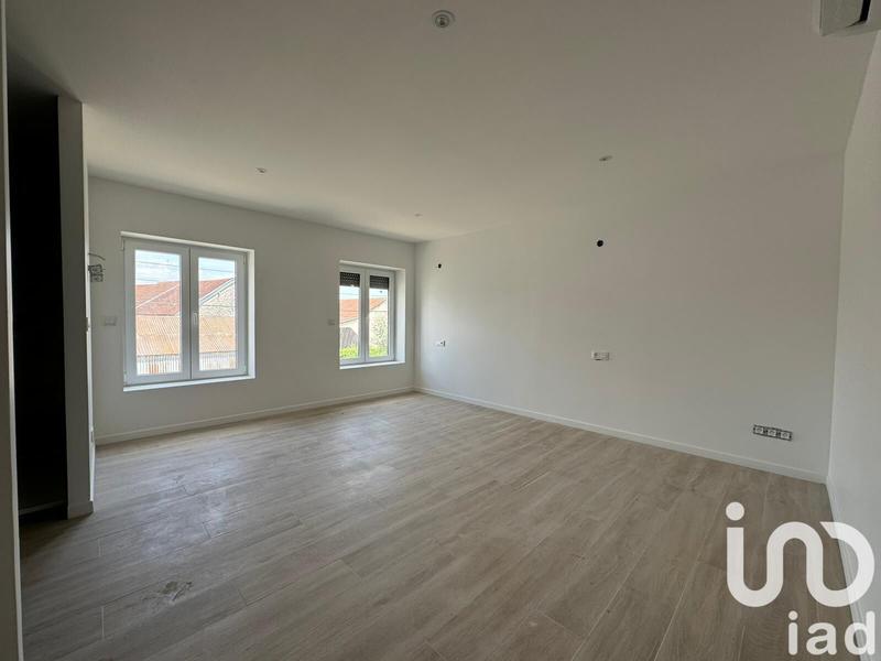 Maison - 214 m² - 6 pièces