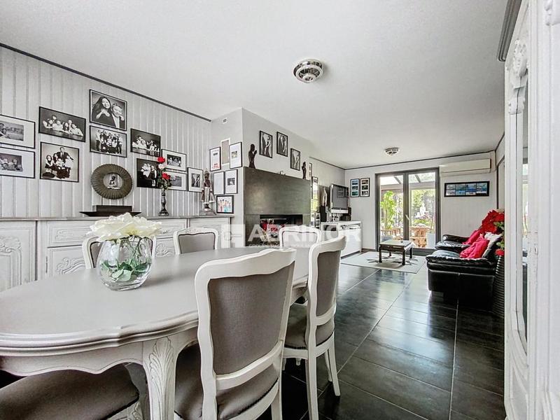 Maison - 105 m² - 5 pièces