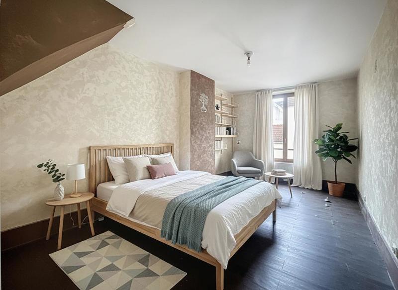 Appartement - 130 m² - 5 pièces