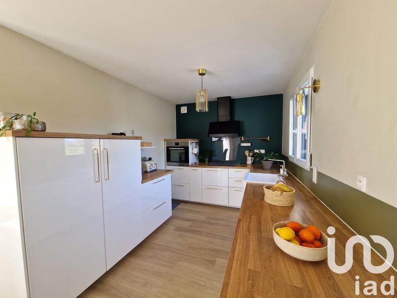 Maison - 93 m² - 5 pièces
