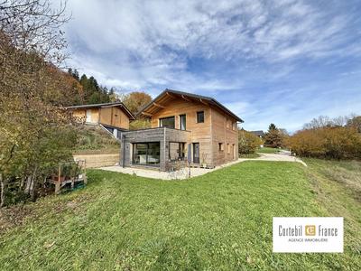 Maison - 148 m² - 5 pièces