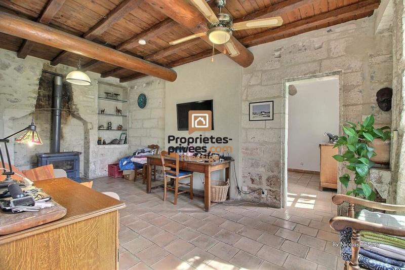 Mas - 218 m² - 6 pièces