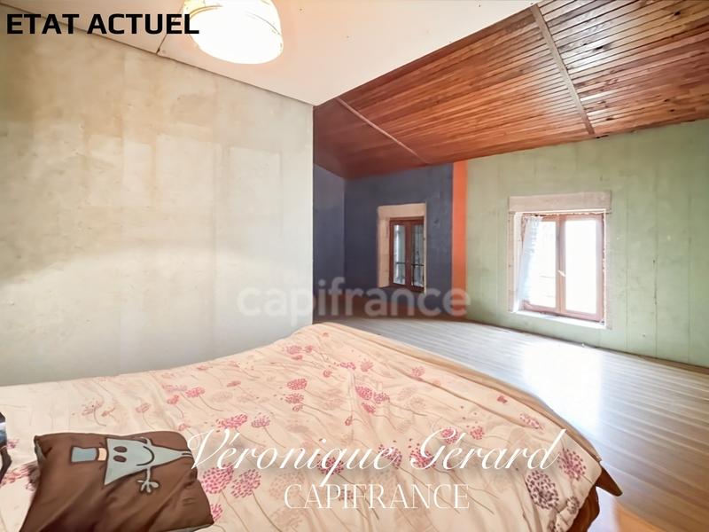 Maison en pierre - 190 m² - 6 pièces