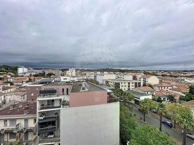 Appartement - 76 m² - 4 pièces