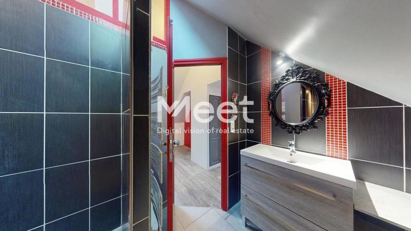 Maison - 130 m² - 3 pièces