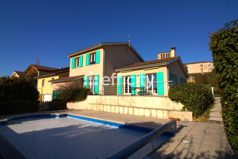 Villa - 146 m² - 8 pièces