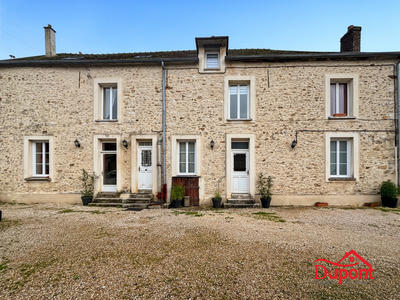 Maison ancienne - 288 m² - 10 pièces