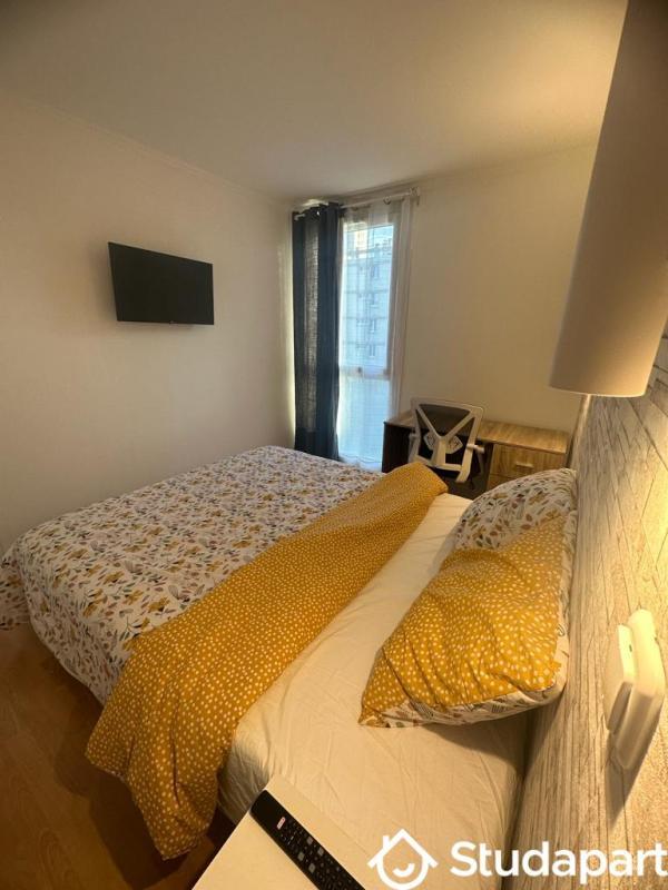 Chambre - 9 m² - 1 pièce